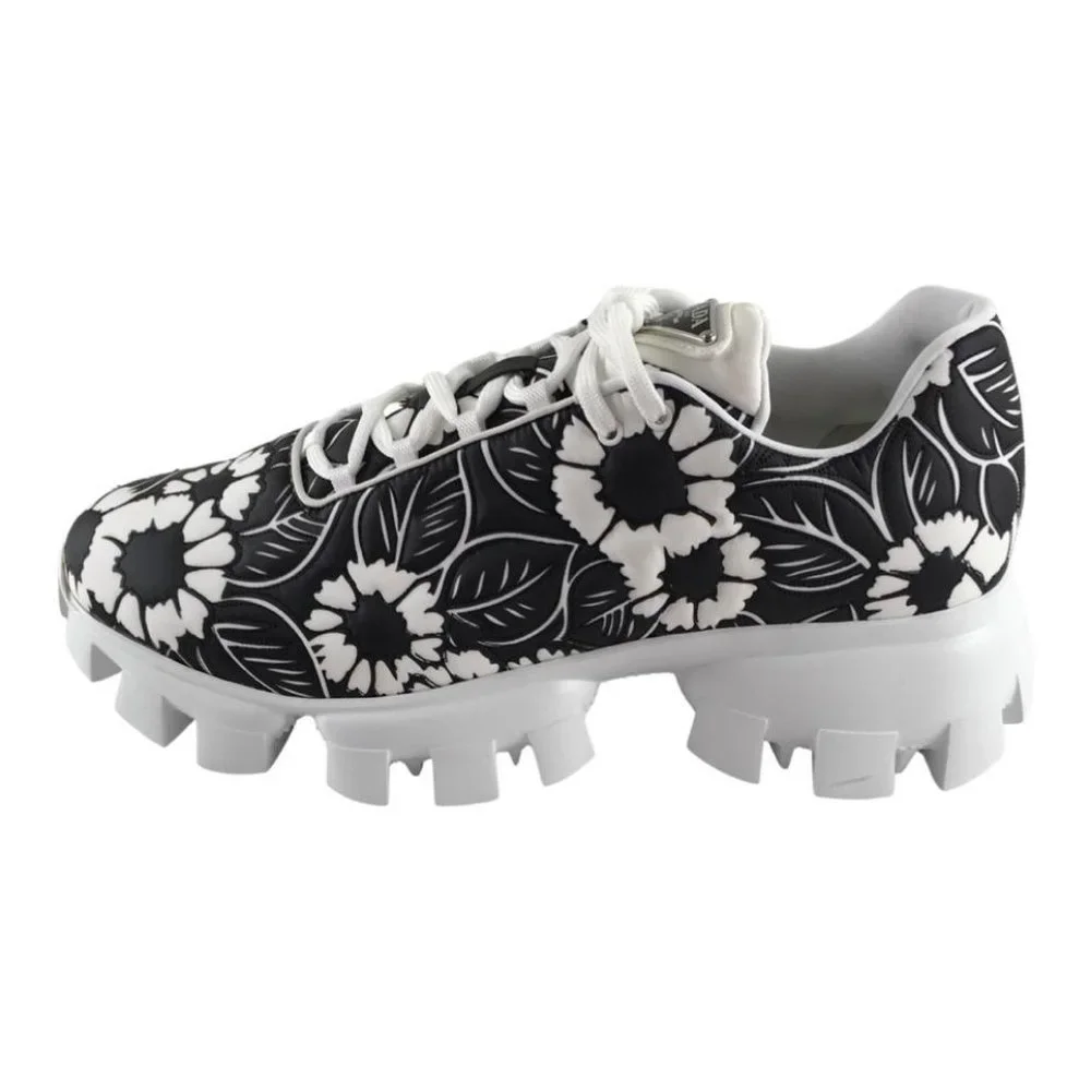 Prada Men's Cloudbust Sneakers Print Floral Black & White Size 9.5 - Picture 3 of 9
